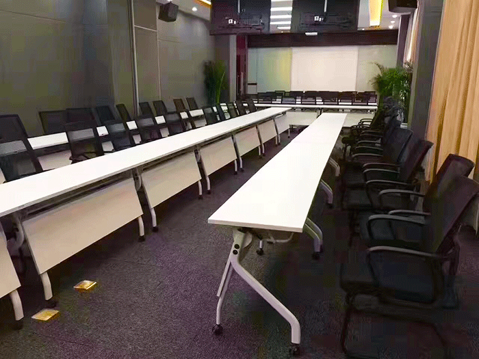員工培訓(xùn)桌椅定制_辦公家具廠家直銷_迪歐辦公家具